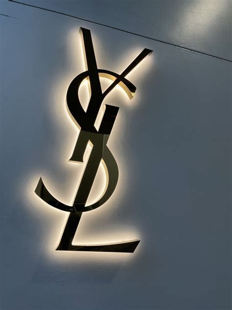 ysl mens beverly hills|326 north rodeo drive.